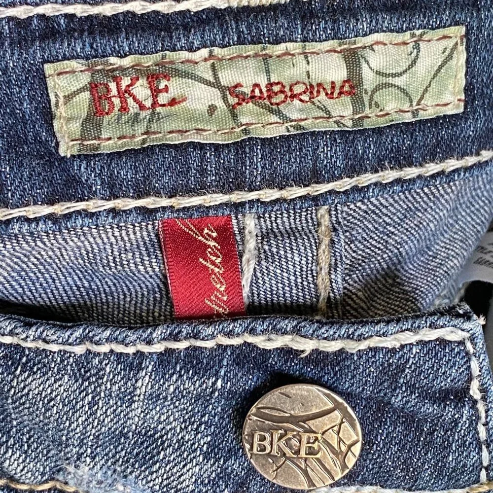 BKE Sabrina Stretch Denim Womens Jeans Size 26 Cropped Low Rise Dark Distressed - Picture 3 of 12